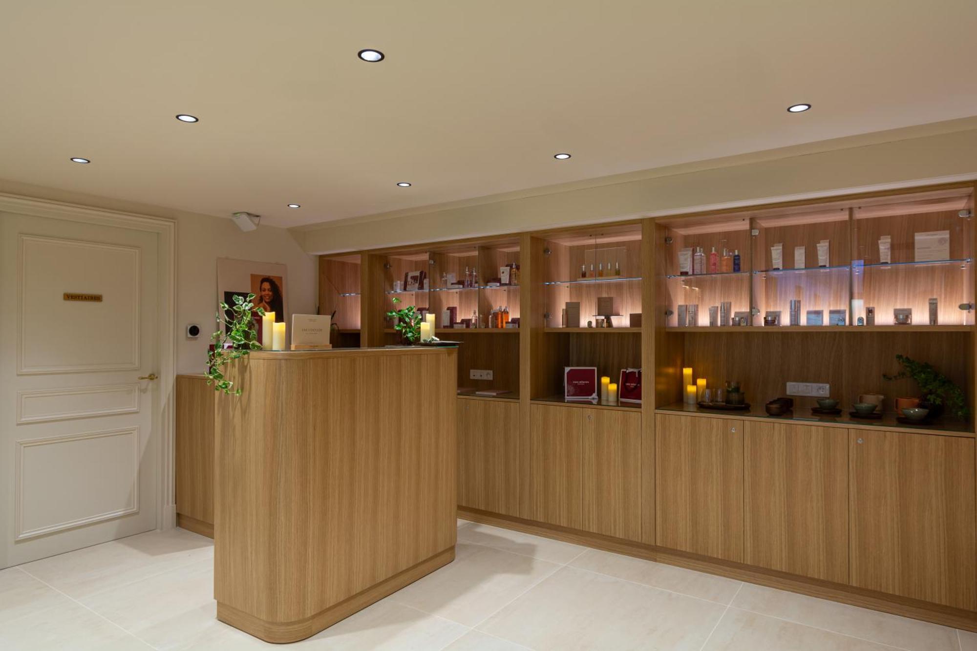 Hotel & Spa Napoleon Fontainebleau Esterno foto