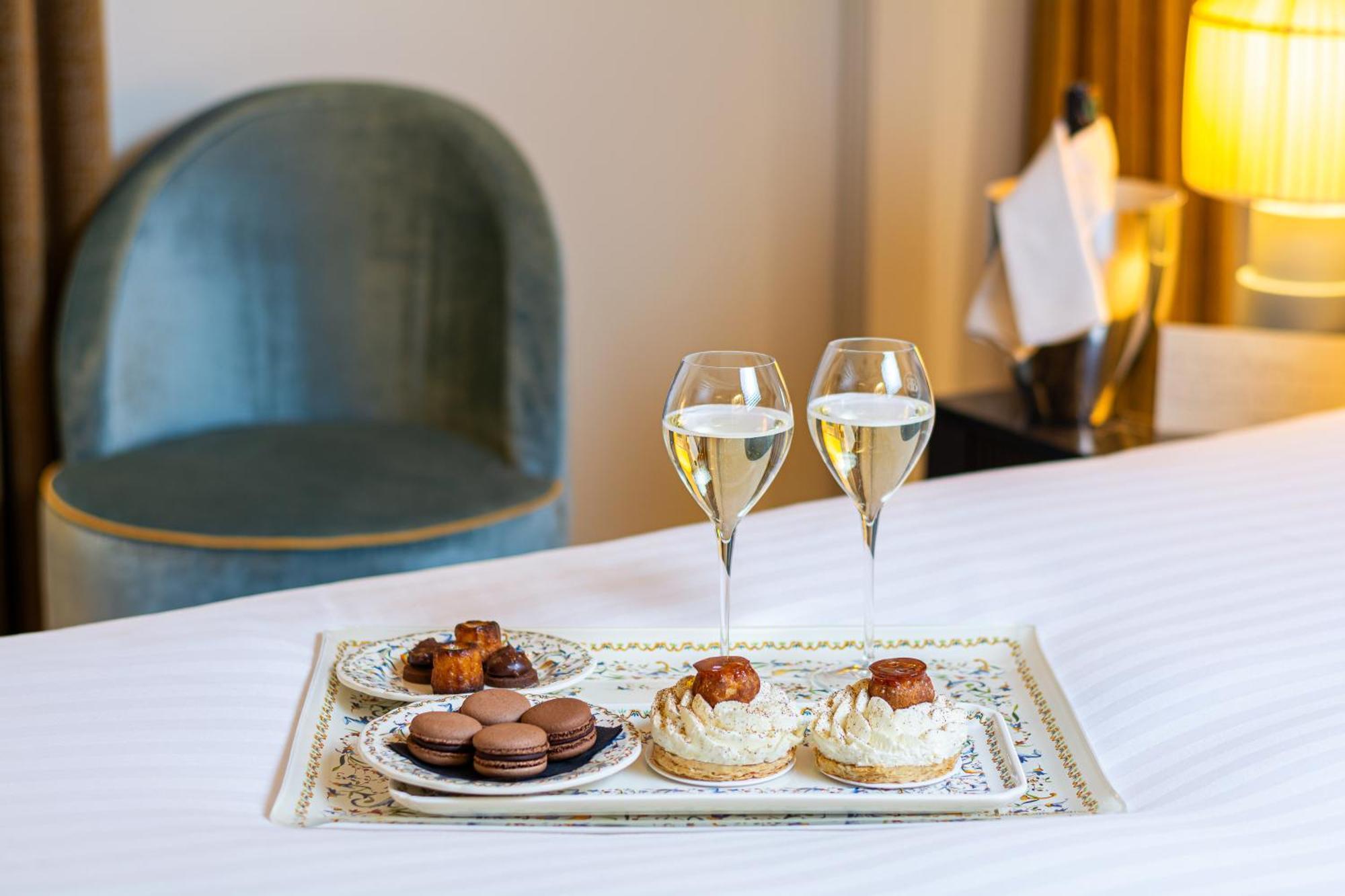 Hotel & Spa Napoleon Fontainebleau Esterno foto
